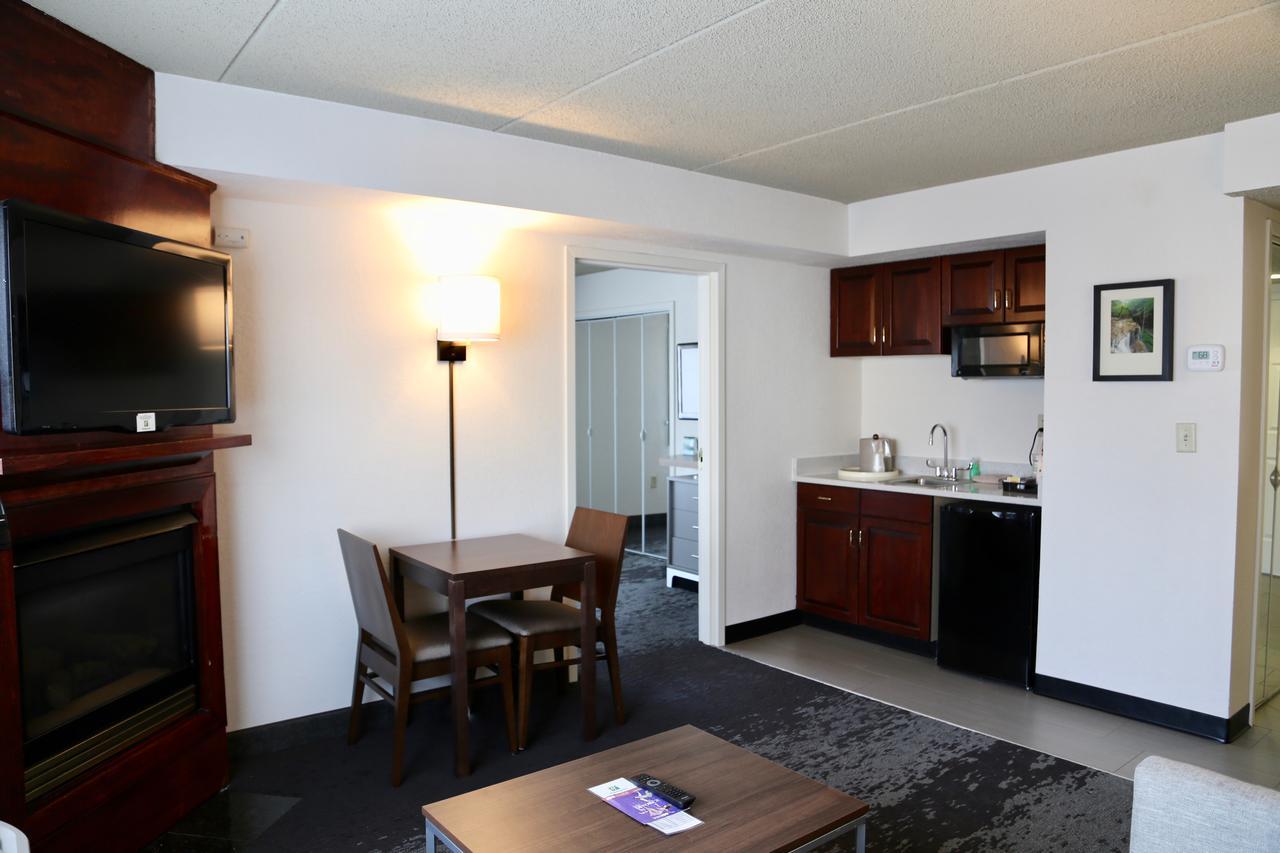 Holiday Inn Salem By Ihg Екстер'єр фото