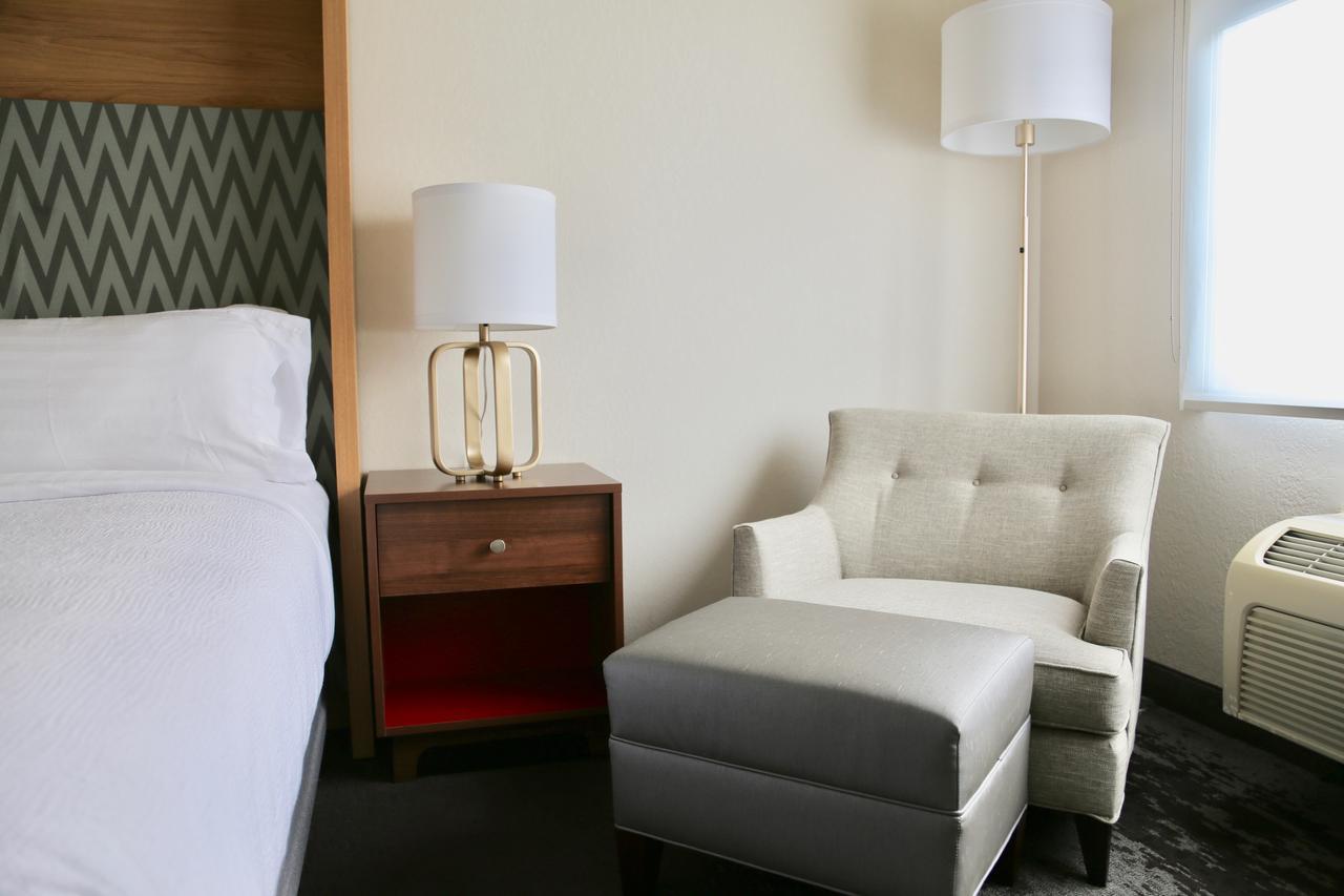 Holiday Inn Salem By Ihg Екстер'єр фото